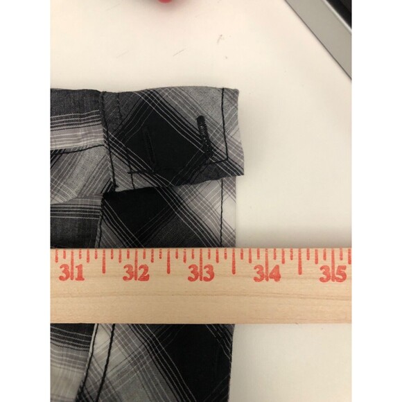 Urban Pipeline Shirt Mens L Button Up Gray Black Plaid Western Cowboy Roll-Tab - Picture 4 of 8